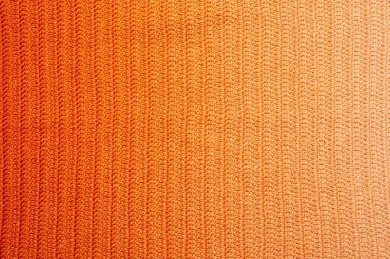 2115 03 OrangeTones CrochetSwatch crop