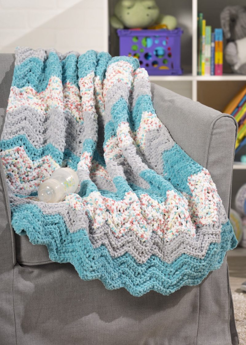 ParfaitLayers ChevronCrochetBabyBlanket cropped